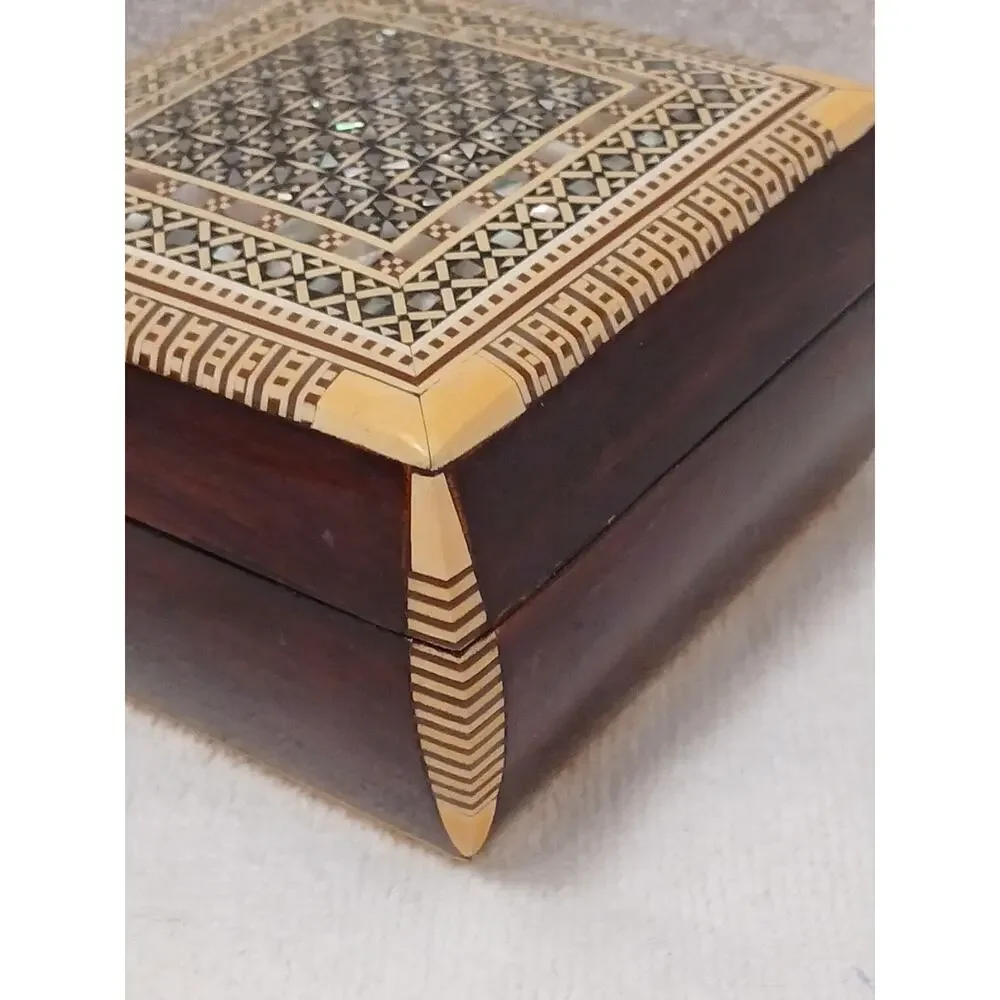 Exotic Egyptian Hand Inlaid Mother Pearl Jewelry Wood Box 3.5' Gift Storage‎ Box